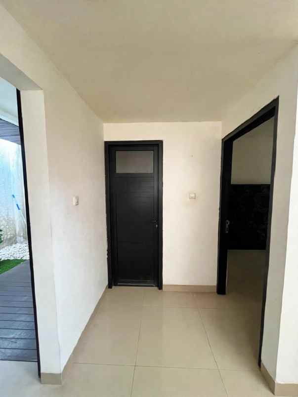 dijual rumah meruyung limo depok