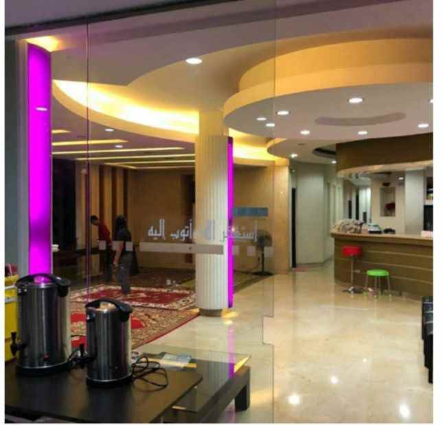 dijual rumah mewah dengan kolam renang