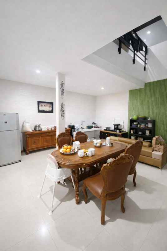 dijual rumah mewah strategis area turangga bandung