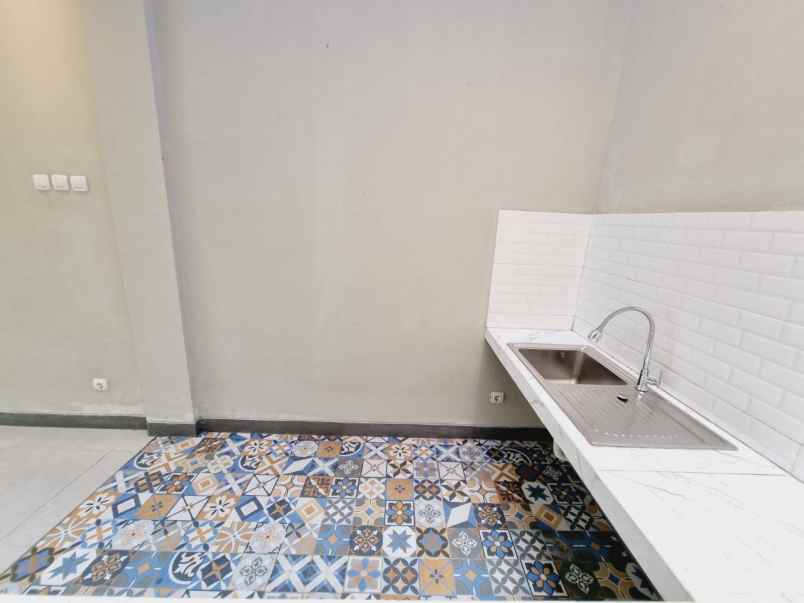 dijual rumah mojosongo jebres surakarta