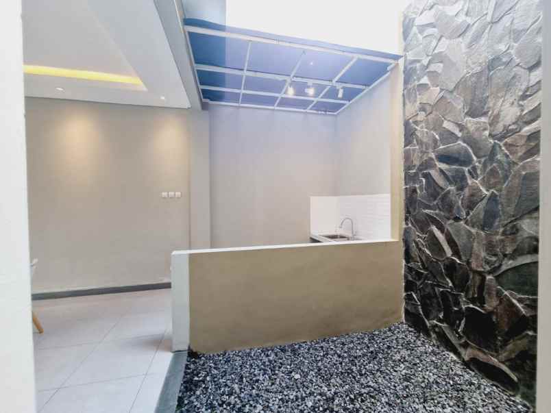 dijual rumah mojosongo jebres surakarta