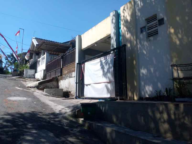 dijual rumah murah di jedong wagir malang