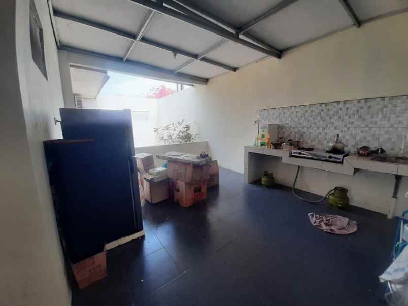 dijual rumah nogotirto