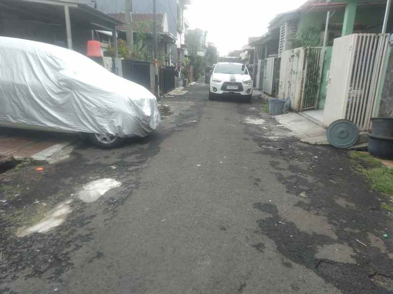 dijual rumah nusa dua duta bintaro