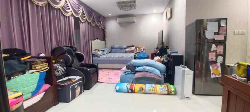 dijual rumah pakuwon city palm beach