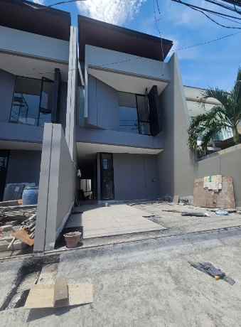 dijual rumah pandugo