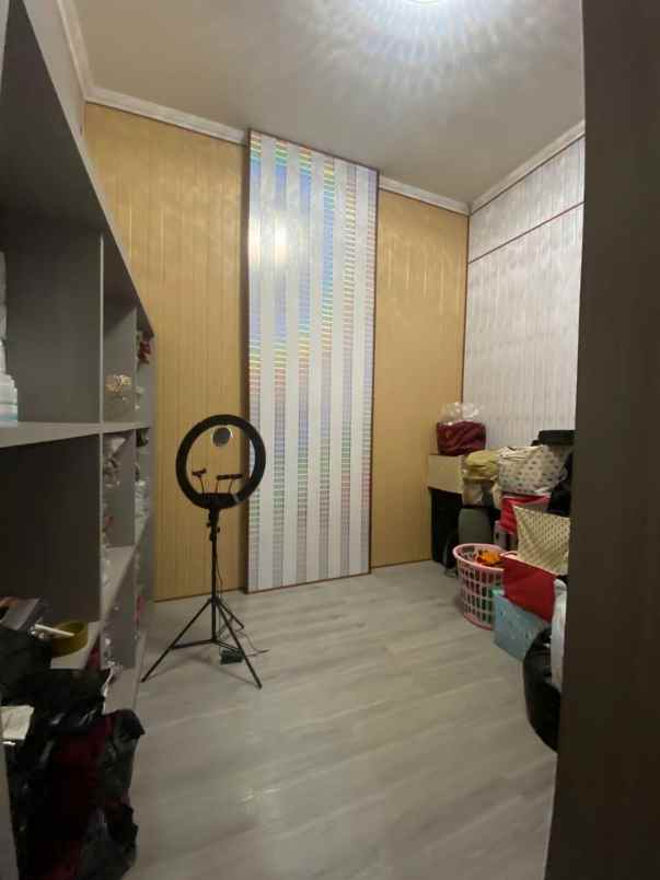 dijual rumah pantai mentari