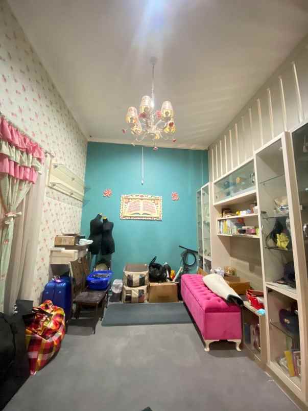 dijual rumah pantai mentari