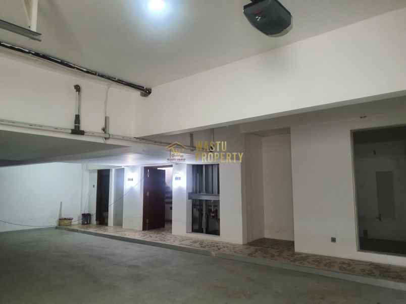 dijual rumah pd pinang