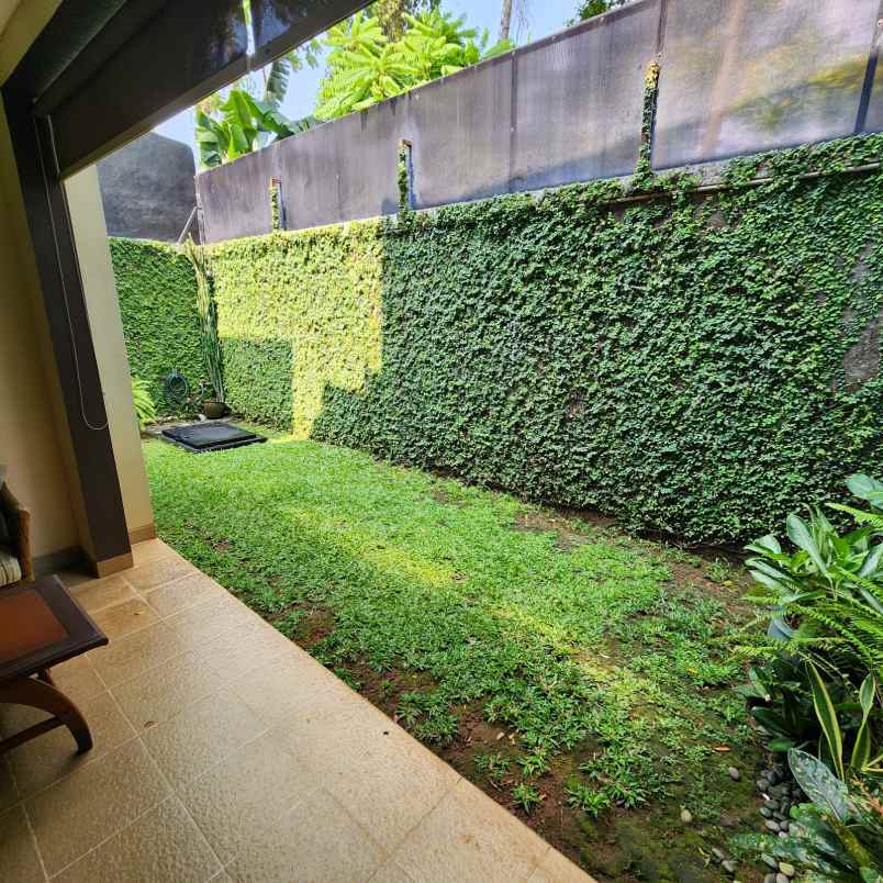 dijual rumah pejaten timur