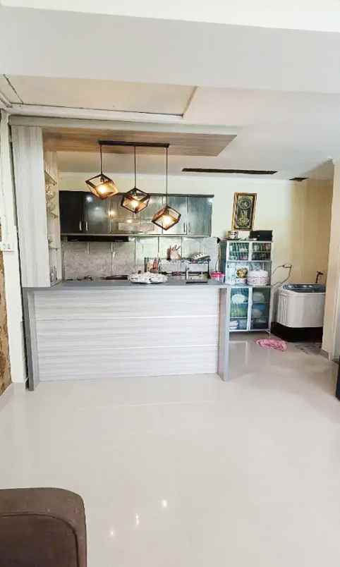 dijual rumah permata nusa indah