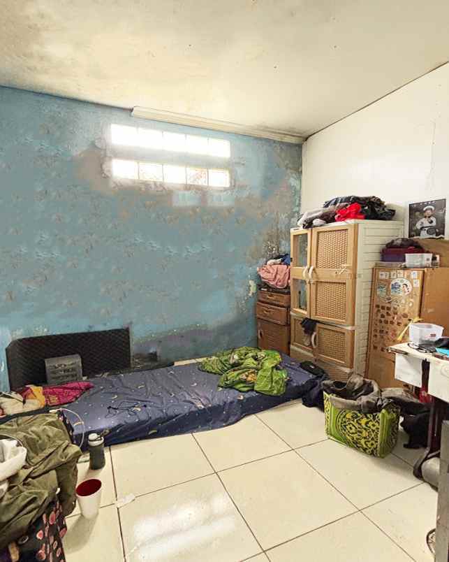 dijual rumah perumahan bumi sari indah
