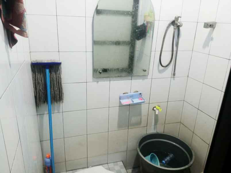dijual rumah perumahan bumi sari indah