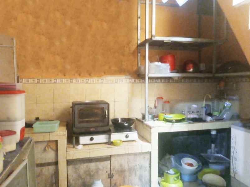 dijual rumah perumahan bumi sari indah