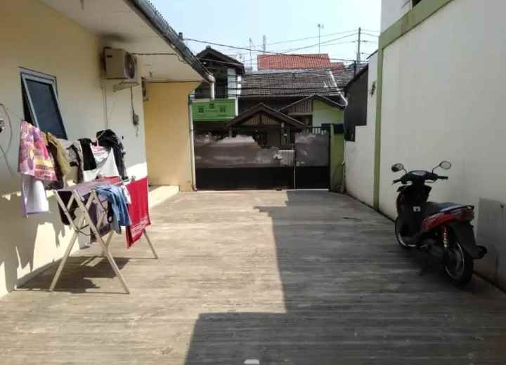 dijual rumah perumahan bumi satria kencana