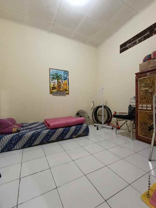 dijual rumah perumahan kalibaru permai