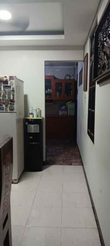 dijual rumah perumahan kayu putih