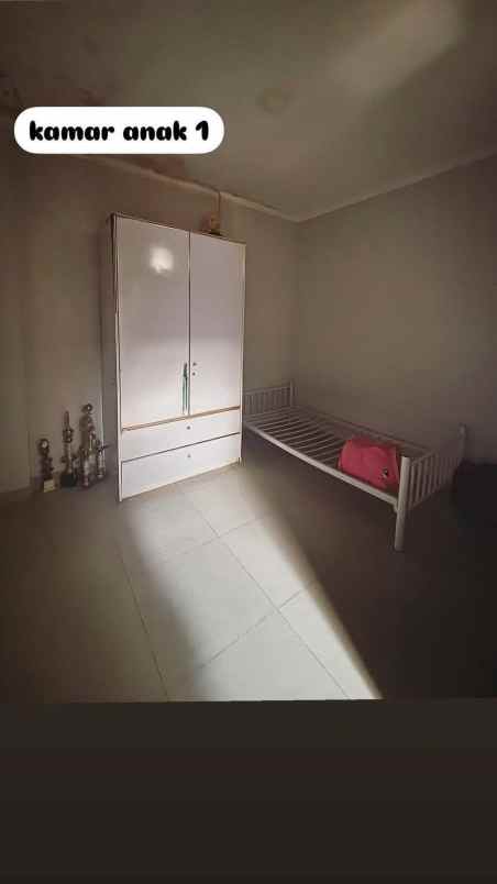 dijual rumah perumahan kemang pratama 2