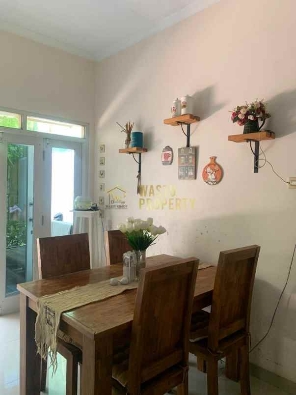 dijual rumah perumahan taman ahnaf