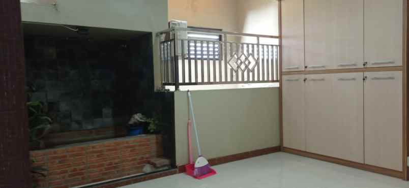 dijual rumah perumahan taman asri 2