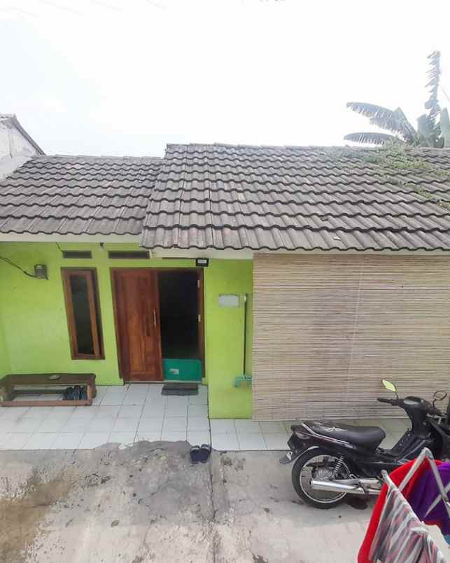dijual rumah perumahan taman raya rajeg