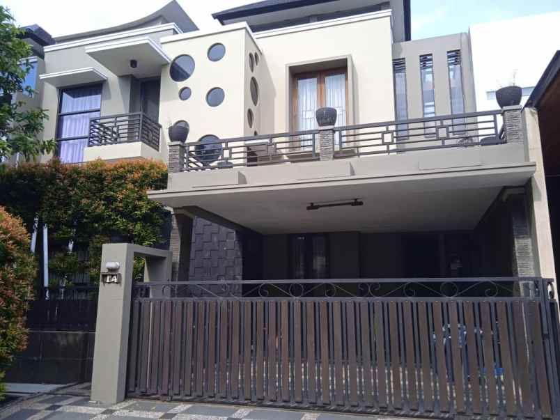 dijual rumah pesona kayangan depok jawa barat