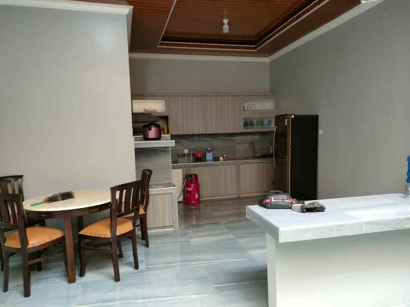 dijual rumah pesuruhan berkoh