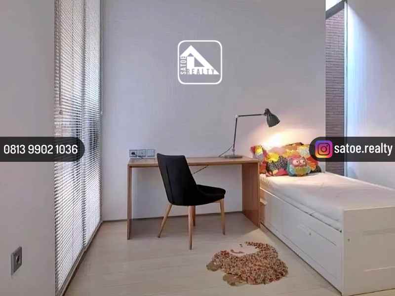 dijual rumah petukangan selatan