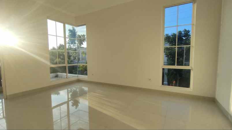 dijual rumah podomoro park buah batu