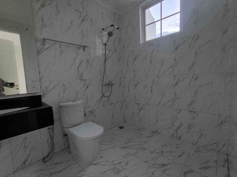 dijual rumah podomoro park buah batu