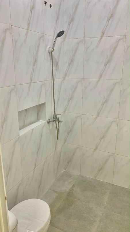 dijual rumah pondk pekayon indah