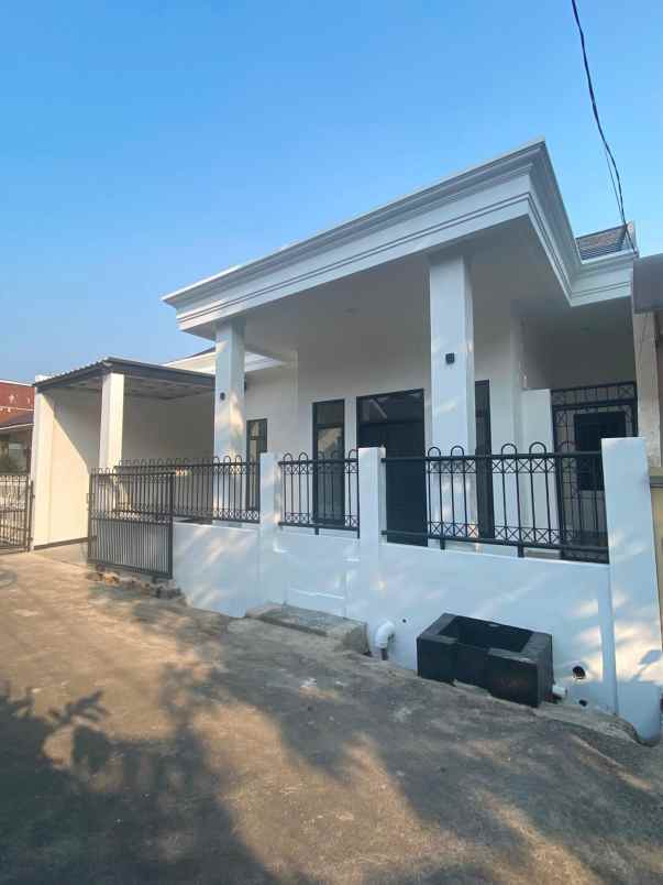 dijual rumah pondk pekayon indah