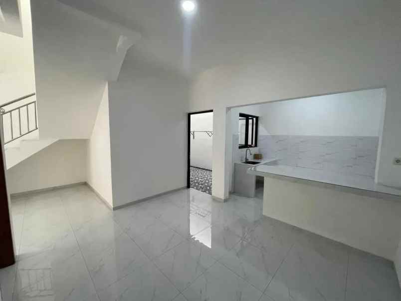 dijual rumah pondok bambu permai