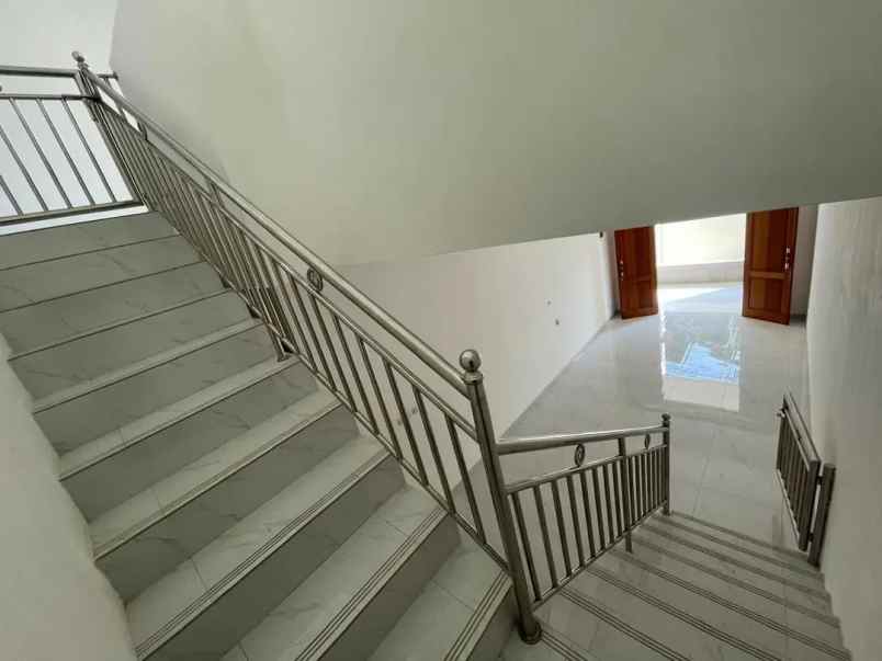 dijual rumah pondok bambu permai