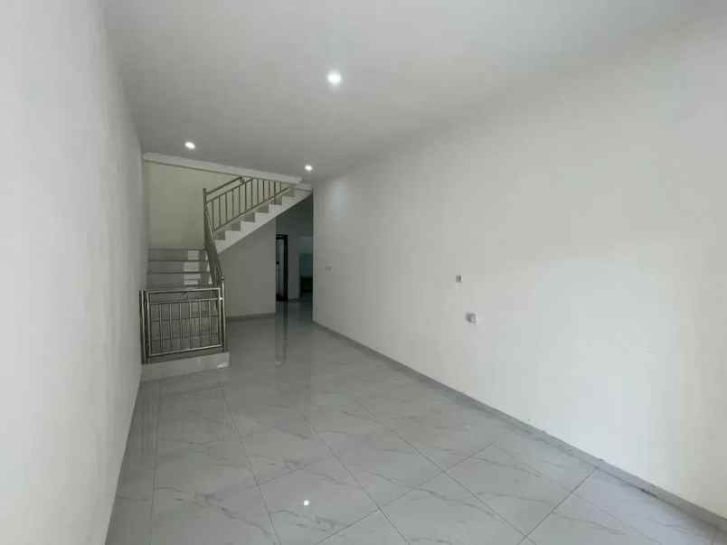 dijual rumah pondok bambu permai