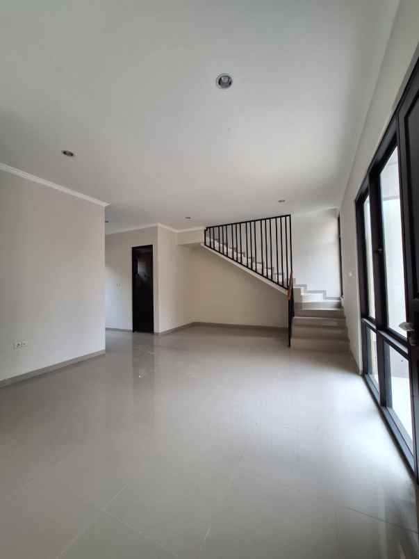 dijual rumah pondok benda pamulang