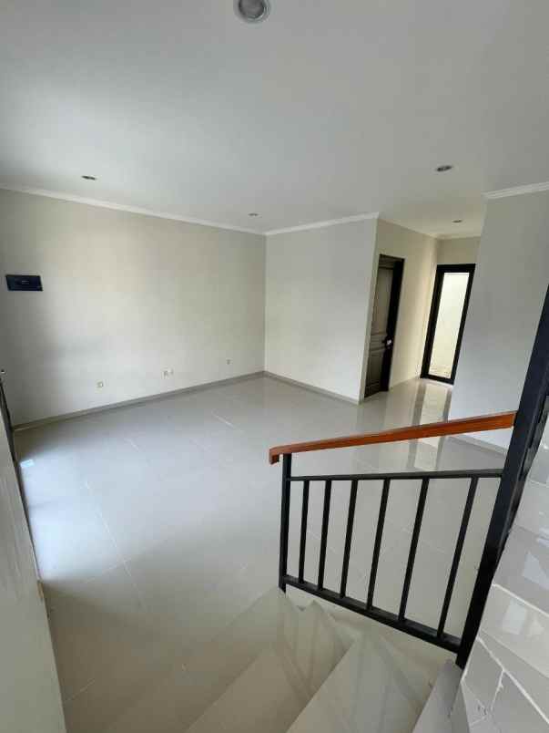 dijual rumah pondok benda pamulang