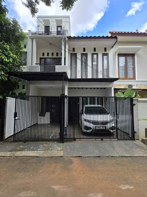 dijual rumah pondok kelapa jaktim