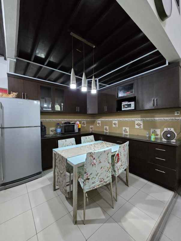 dijual rumah pondok kelapa jaktim