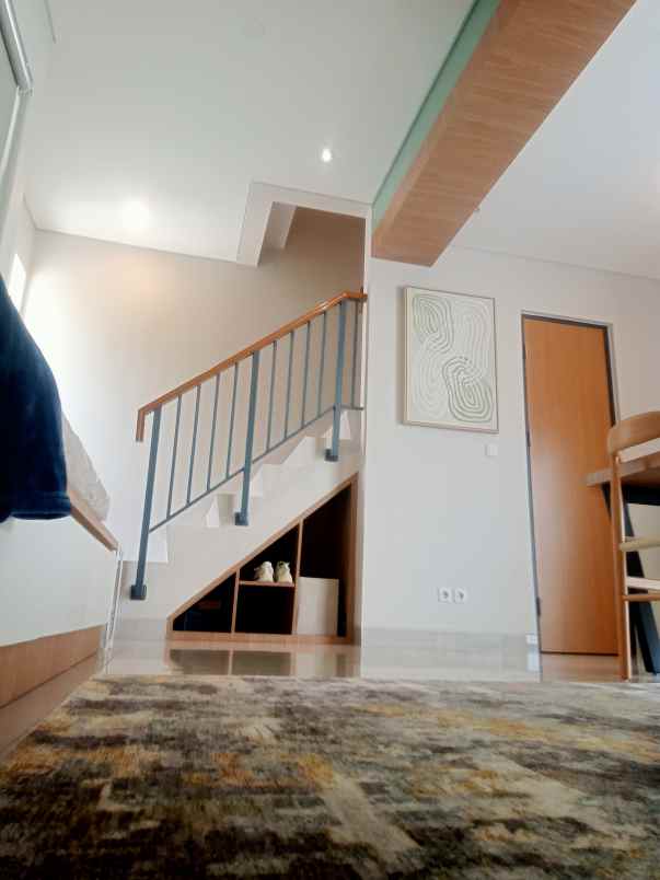 dijual rumah pondok ranji