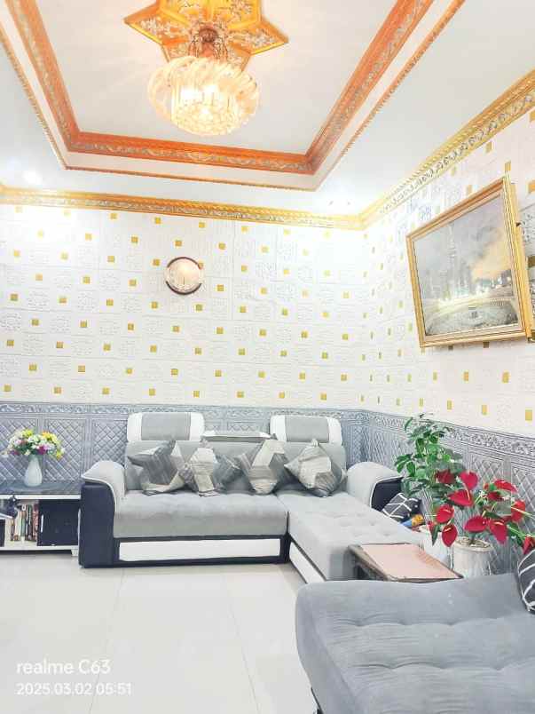 dijual rumah poris cipondoh