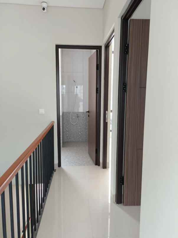 dijual rumah premier estate 3