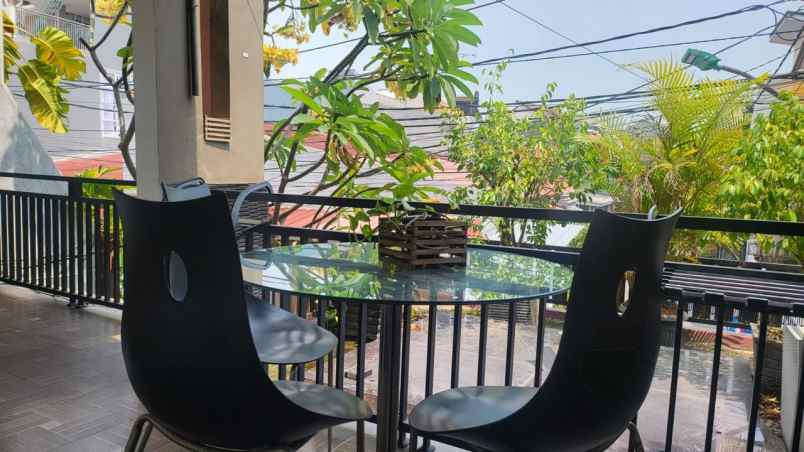 dijual rumah pulomas