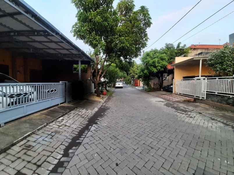 dijual rumah puri surya jaya