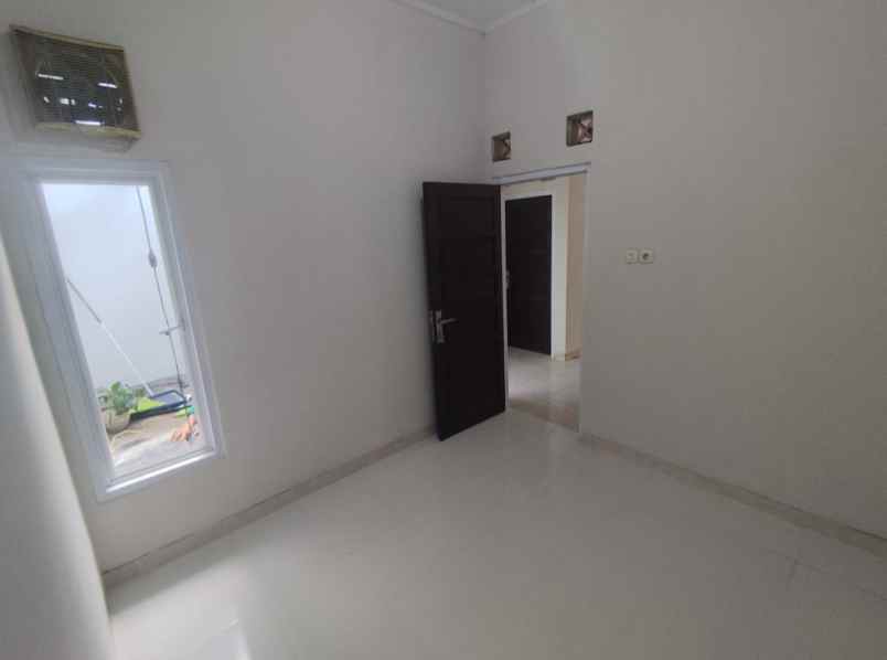 dijual rumah rangkapan jaya baru