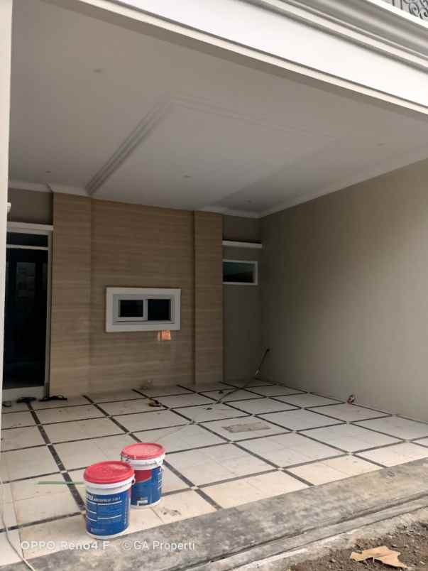 dijual rumah rangkapan jaya pancoran