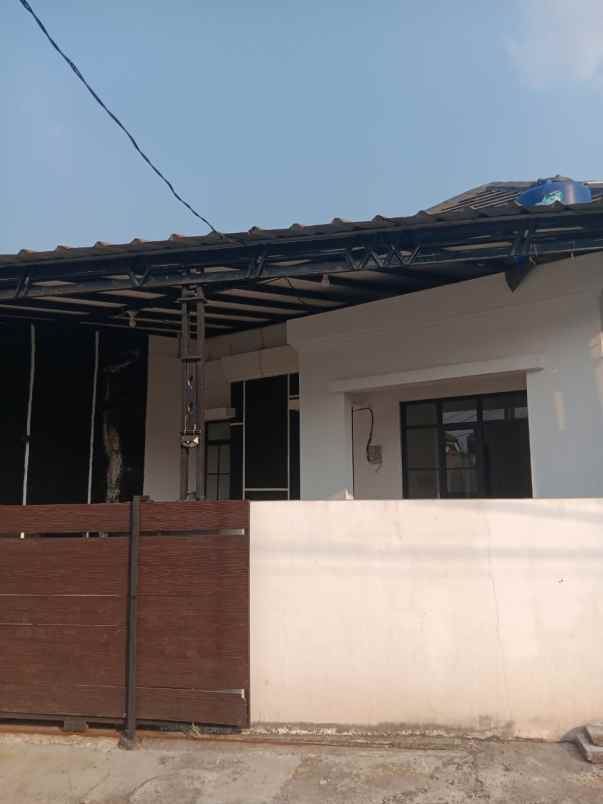 dijual rumah rawakalong gunung sindur bogor