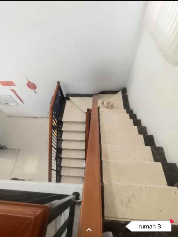 dijual rumah regency 21