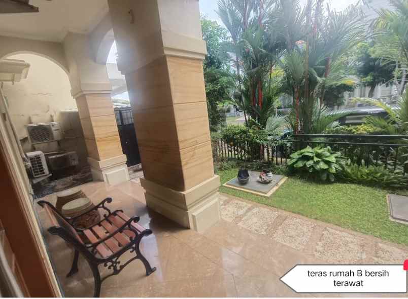 dijual rumah regency 21