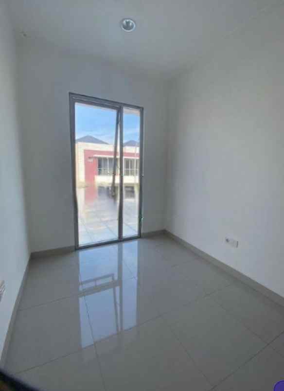 dijual rumah rumah di cluster cleveland